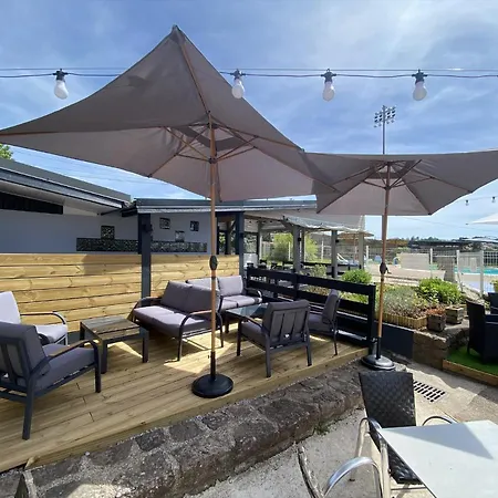 Parque de Campismo Domaine Du Château-epinal *