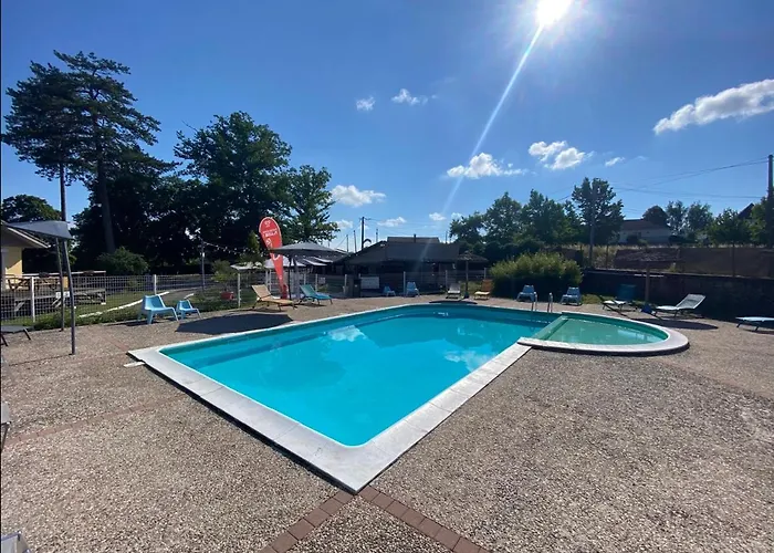 Domaine Du Chateau-epinal Campingplads *